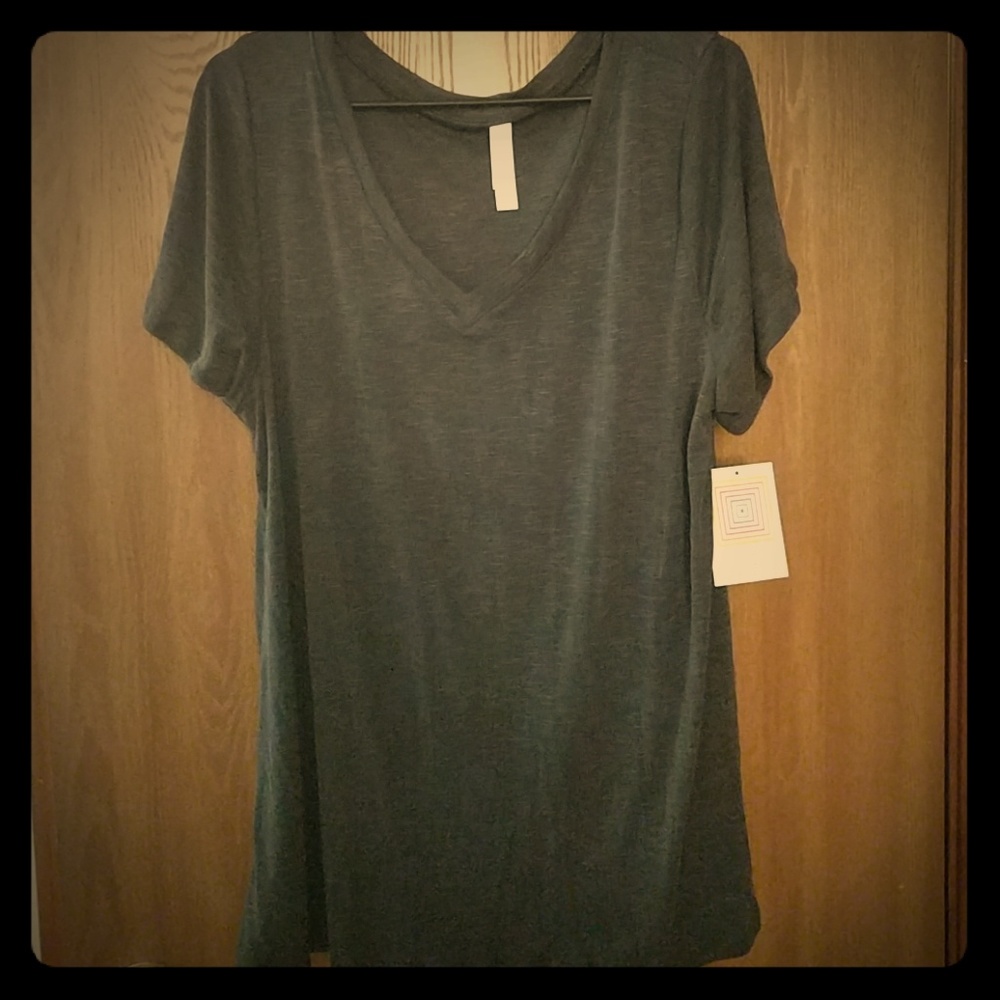 Lularoe Christy T (XL)